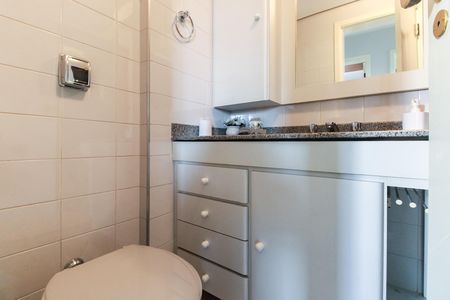 Apartamento à venda com 85m², 3 quartos e 2 vagasBanheiro Social 