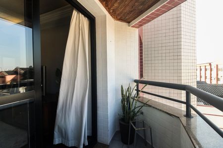 Apartamento à venda com 85m², 3 quartos e 2 vagasVaranda 