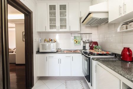 Apartamento à venda com 85m², 3 quartos e 2 vagasCozinha 