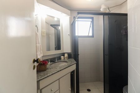 Apartamento à venda com 85m², 3 quartos e 2 vagasBanheiro Suíte 