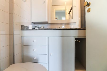 Apartamento à venda com 85m², 3 quartos e 2 vagasBanheiro Social 
