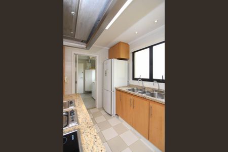 Apartamento à venda com 160m², 3 quartos e 3 vagas Apartamento à venda com 160m², 3 quartos e 3 vagasCozinha