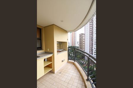 Apartamento à venda com 160m², 3 quartos e 3 vagas Apartamento à venda com 160m², 3 quartos e 3 vagasVaranda da Sala