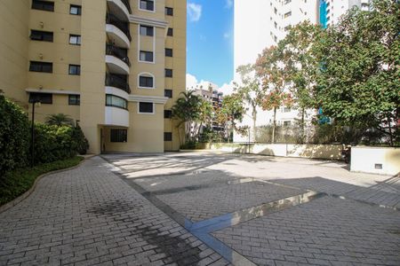 Apartamento à venda com 160m², 3 quartos e 3 vagas Apartamento à venda com 160m², 3 quartos e 3 vagasÁrea comum
