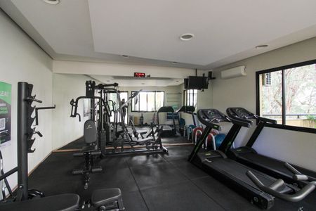 Apartamento à venda com 160m², 3 quartos e 3 vagas Apartamento à venda com 160m², 3 quartos e 3 vagasAcademia
