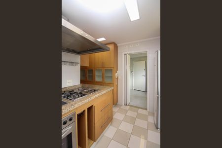 Apartamento à venda com 160m², 3 quartos e 3 vagas Apartamento à venda com 160m², 3 quartos e 3 vagasCozinha