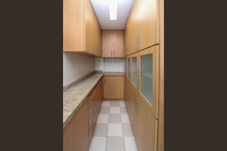 Apartamento à venda com 160m², 3 quartos e 3 vagas Apartamento à venda com 160m², 3 quartos e 3 vagasCozinha