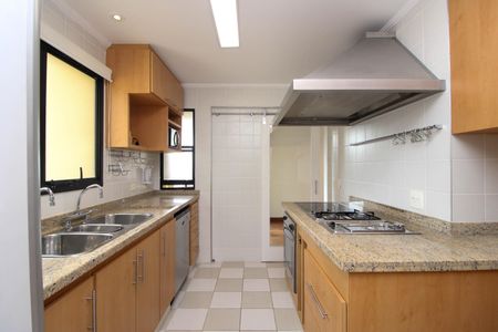 Apartamento à venda com 160m², 3 quartos e 3 vagas Apartamento à venda com 160m², 3 quartos e 3 vagasCozinha