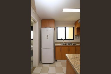 Apartamento à venda com 160m², 3 quartos e 3 vagas Apartamento à venda com 160m², 3 quartos e 3 vagasCozinha