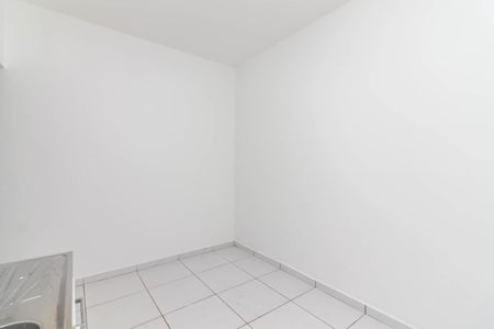 Cozinha de casa para alugar com 1 quarto, 25m² em Sítio do Morro, São Paulo