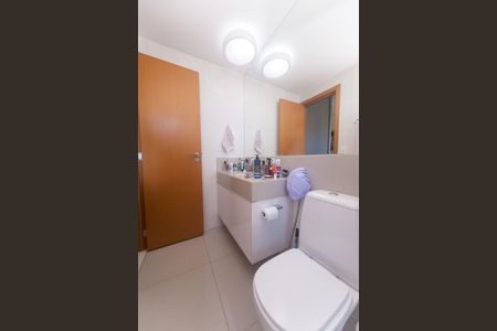 Apartamento à venda com 74m², 2 quartos e 2 vagas Apartamento à venda com 74m², 2 quartos e 2 vagasBanheiro suite 1