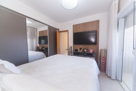 Apartamento à venda com 74m², 2 quartos e 2 vagas Apartamento à venda com 74m², 2 quartos e 2 vagassuite 2