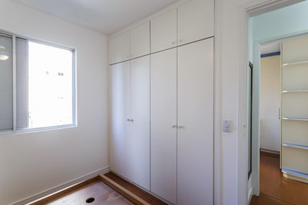 Apartamento para alugar com 74m², 3 quartos e 1 vaga Apartamento para alugar com 74m², 3 quartos e 1 vagaQuarto 2