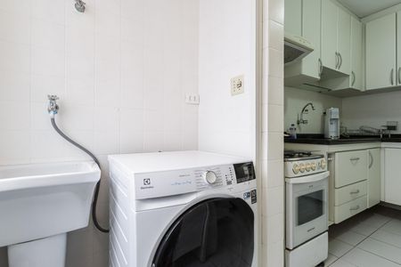 Apartamento para alugar com 74m², 3 quartos e 1 vaga Apartamento para alugar com 74m², 3 quartos e 1 vagaÁrea de Serviço