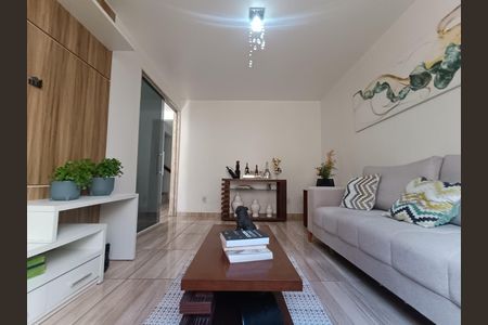 Casa para alugar com 334m², 5 quartos e 3 vagas