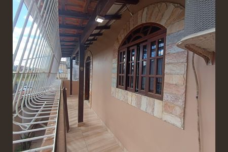 Casa para alugar com 334m², 5 quartos e 3 vagas