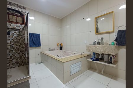 Casa para alugar com 334m², 5 quartos e 3 vagas
