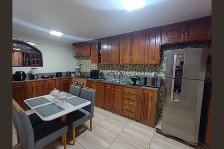 Casa para alugar com 334m², 5 quartos e 3 vagas