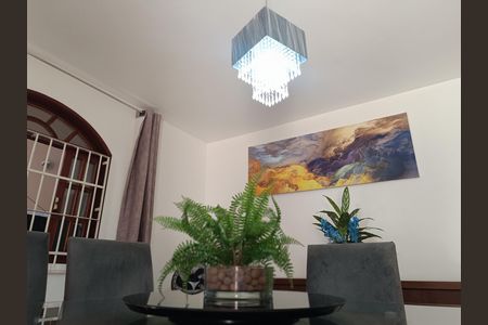 Casa para alugar com 334m², 5 quartos e 3 vagas