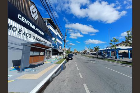Casa para alugar com 334m², 5 quartos e 3 vagas