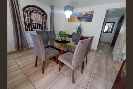 Casa para alugar com 334m², 5 quartos e 3 vagas