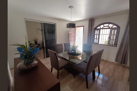 Casa para alugar com 334m², 5 quartos e 3 vagas