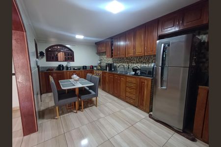 Casa para alugar com 334m², 5 quartos e 3 vagas