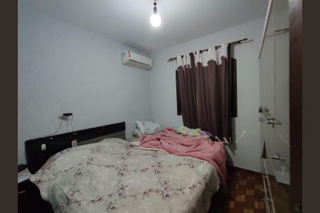 Casa à venda com 200m², 2 quartos e 2 vagas Casa à venda com 200m², 2 quartos e 2 vagasQuarto 2