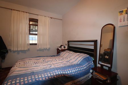Casa à venda com 200m², 2 quartos e 2 vagasQuarto 1