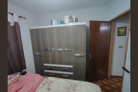 Casa à venda com 200m², 2 quartos e 2 vagas Casa à venda com 200m², 2 quartos e 2 vagasQuarto 2