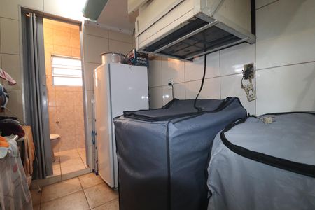 Casa à venda com 200m², 2 quartos e 2 vagasÁrea de Serviço