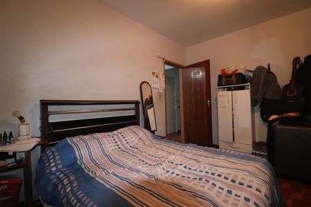 Casa à venda com 200m², 2 quartos e 2 vagasQuarto 1