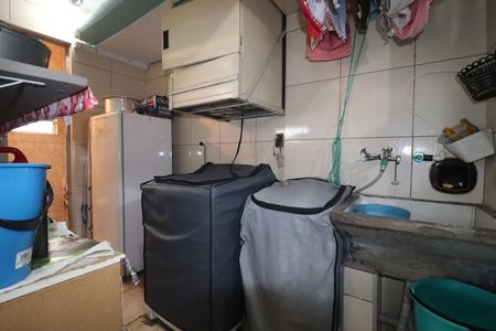 Casa à venda com 200m², 2 quartos e 2 vagasÁrea de Serviço