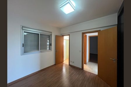 Apartamento à venda com 2 quartos, 69m² em Vila da Serra, Nova Lima