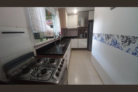 Casa de condomínio para alugar com 120m², 3 quartos e 2 vagasCozinha