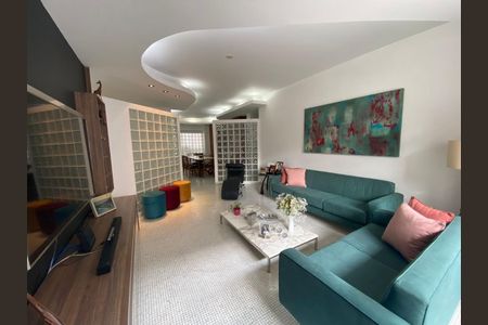 Apartamento à venda com 2 quartos, 148m² em Bela Vista, São Paulo