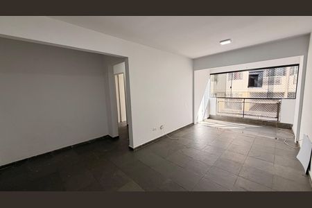 Sala de apartamento para alugar com 3 quartos, 70m² em Setor dos Afonsos, Goiânia