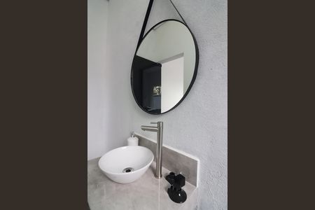 Casa à venda com 200m², 3 quartos e 2 vagasBanheiro de serviço