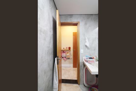 Casa à venda com 200m², 3 quartos e 2 vagasQuarto 1 - Suíte Banheiro 