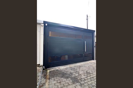 Casa à venda com 200m², 3 quartos e 2 vagasFachada