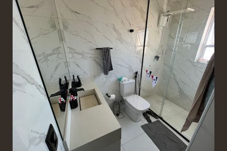 Apartamento à venda com 88m², 2 quartos e 2 vagasBanheiro