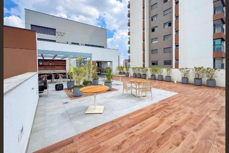 Studio para alugar com 19m², 1 quarto e sem vaga Studio para alugar com 19m², 1 quarto e sem vagaVaranda