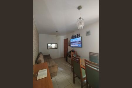 Apartamento à venda com 2 quartos, 45m² em Cabral, Contagem