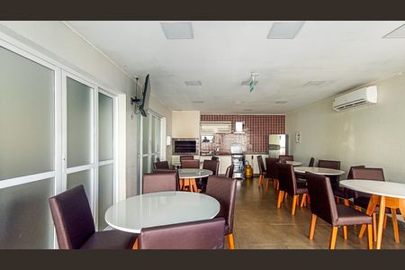 Apartamento à venda com 106m², 2 quartos e 1 vaga Apartamento à venda com 106m², 2 quartos e 1 vagaÁrea comum - Salão de festas