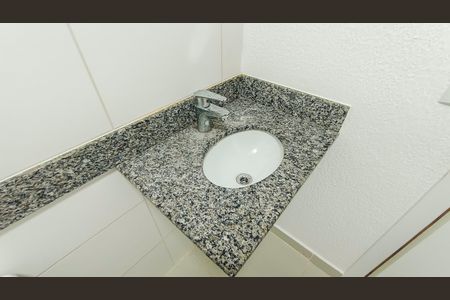 Apartamento à venda com 106m², 2 quartos e 1 vaga Apartamento à venda com 106m², 2 quartos e 1 vagaBanheiro