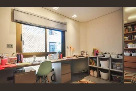 Apartamento à venda com 4 quartos, 195m² em Vila Progredior, São Paulo