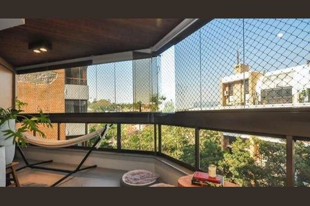 Apartamento à venda com 195m², 4 quartos e 3 vagas