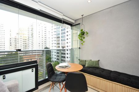 Studio para alugar com 28m², 1 quarto e sem vaga Studio para alugar com 28m², 1 quarto e sem vagavaranda sala de estar e jantar