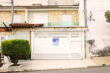 Casa para alugar com 65m², 2 quartos e 2 vagasFachada do imóvel - Placa GRANDE instalada na fachada do imóvel no dia 20/06/2026 - Código da placa: MURN-80