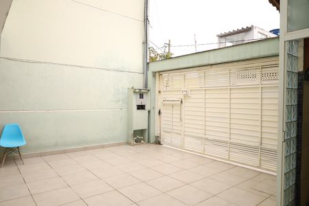 Casa para alugar com 65m², 2 quartos e 2 vagasGaragem e Quintal